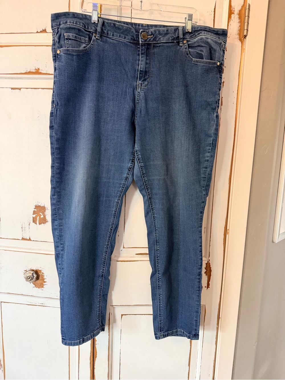 Avenue Women's Blue Stretch Jeans